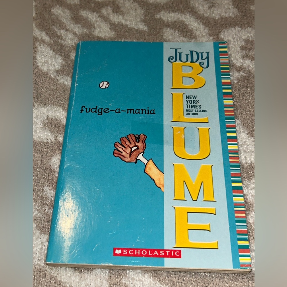 Lot Of 5 Judy Blume Paperback Books - Picture 6 of 11